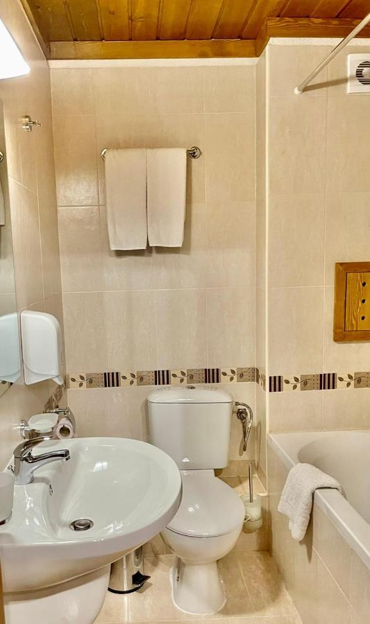 Pirin Golf Private Apartments & Studios ラズロク エクステリア 写真
